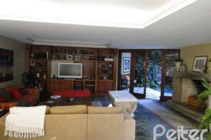 Casa em Condomínio à venda com 1350m², 7 dormitórios, 5 suítes, 4 vagas, no bairro Cavalhada em PORTO ALEGRE