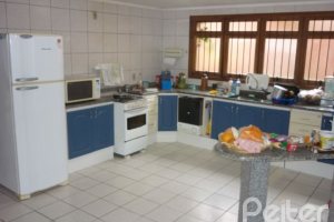 Casa à venda com 580m², 4 dormitórios, 4 suítes, 2 vagas, no bairro Jardim Isabel em Porto Alegre