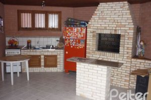 Casa à venda com 580m², 4 dormitórios, 4 suítes, 2 vagas, no bairro Jardim Isabel em Porto Alegre