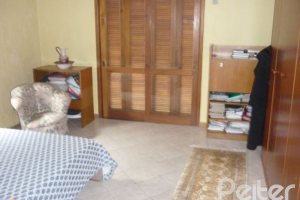 Casa à venda com 580m², 4 dormitórios, 4 suítes, 2 vagas, no bairro Jardim Isabel em Porto Alegre