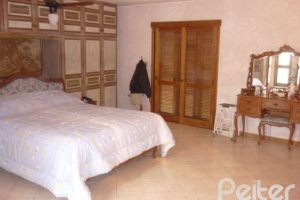 Casa à venda com 580m², 4 dormitórios, 4 suítes, 2 vagas, no bairro Jardim Isabel em Porto Alegre