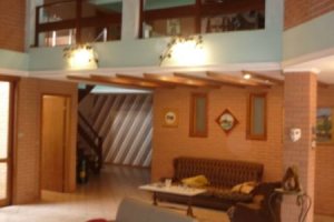 Casa à venda com 580m², 4 dormitórios, 4 suítes, 2 vagas, no bairro Jardim Isabel em Porto Alegre