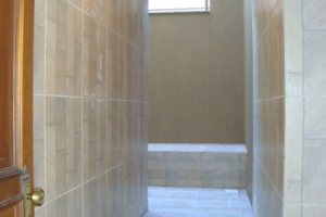 Casa à venda com 520m², 4 dormitórios, 1 suíte, 3 vagas, no bairro Tristeza em Porto Alegre