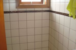 Casa à venda com 280m², 3 dormitórios, 1 suíte, 2 vagas, no bairro Tristeza em Porto Alegre