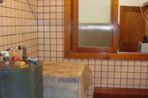 Casa à venda com 280m², 3 dormitórios, 1 suíte, 2 vagas, no bairro Tristeza em Porto Alegre