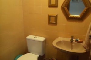 Casa à venda com 181m², 3 dormitórios, 1 suíte, 4 vagas, no bairro Ipanema em Porto Alegre