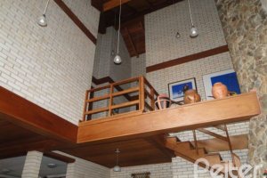Casa à venda com 386m², 3 dormitórios, 1 suíte, 3 vagas, no bairro Tristeza em Porto Alegre