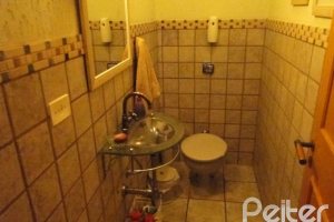 Casa à venda com 386m², 3 dormitórios, 1 suíte, 3 vagas, no bairro Tristeza em Porto Alegre