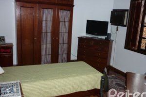 Casa à venda com 300m², 3 dormitórios, 1 suíte, 3 vagas, no bairro Vila Conceição em Porto Alegre