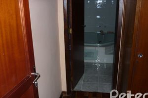 Casa à venda com 300m², 3 dormitórios, 1 suíte, 3 vagas, no bairro Vila Conceição em Porto Alegre