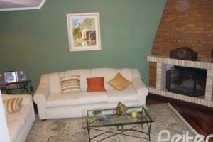 Casa à venda com 300m², 3 dormitórios, 1 suíte, 3 vagas, no bairro Vila Conceição em Porto Alegre