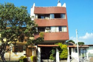 Apartamento à venda com 76m², 2 dormitórios, 1 vaga, no bairro Tristeza em Porto Alegre