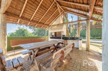 Quiosque com Churrasqueira