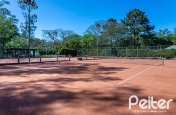  Quadra de Tênis