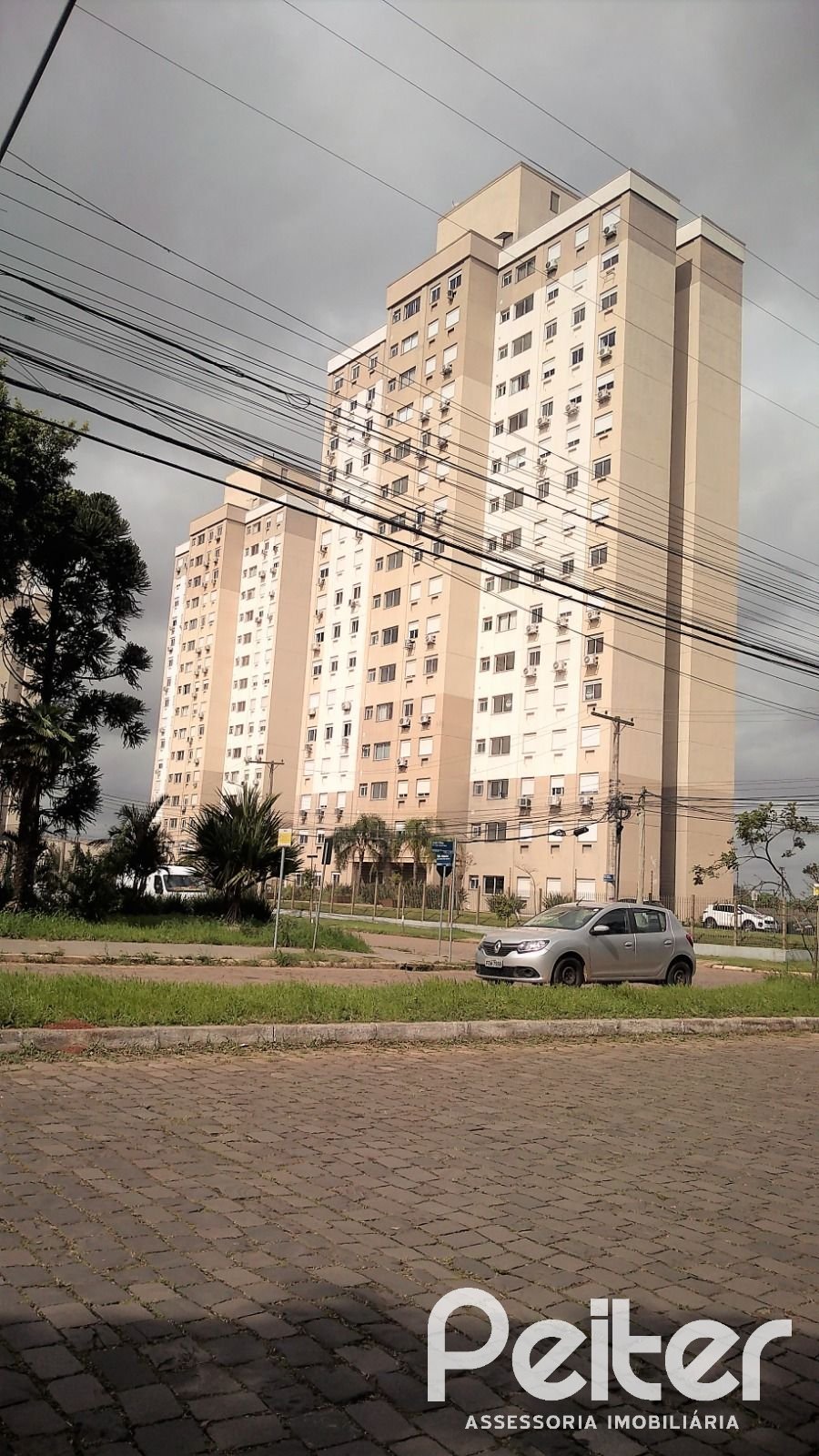 Apartamento à venda em Humaitá, Porto Alegre — foto 1