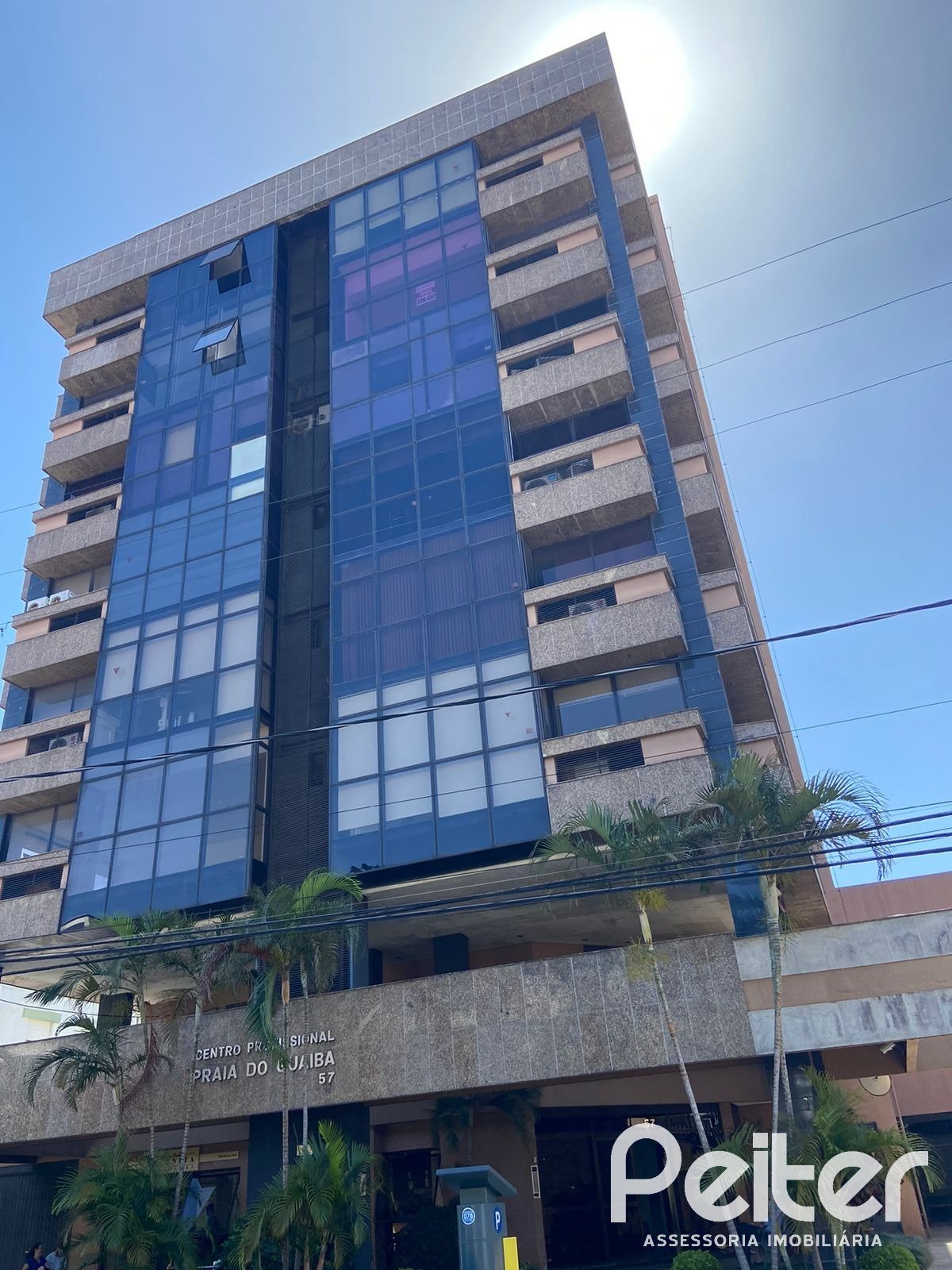 Comercial à venda em Menino Deus, Porto Alegre — foto 1