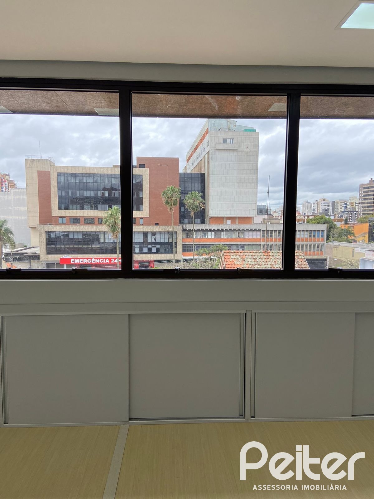 Comercial à venda em Menino Deus, Porto Alegre — foto 4