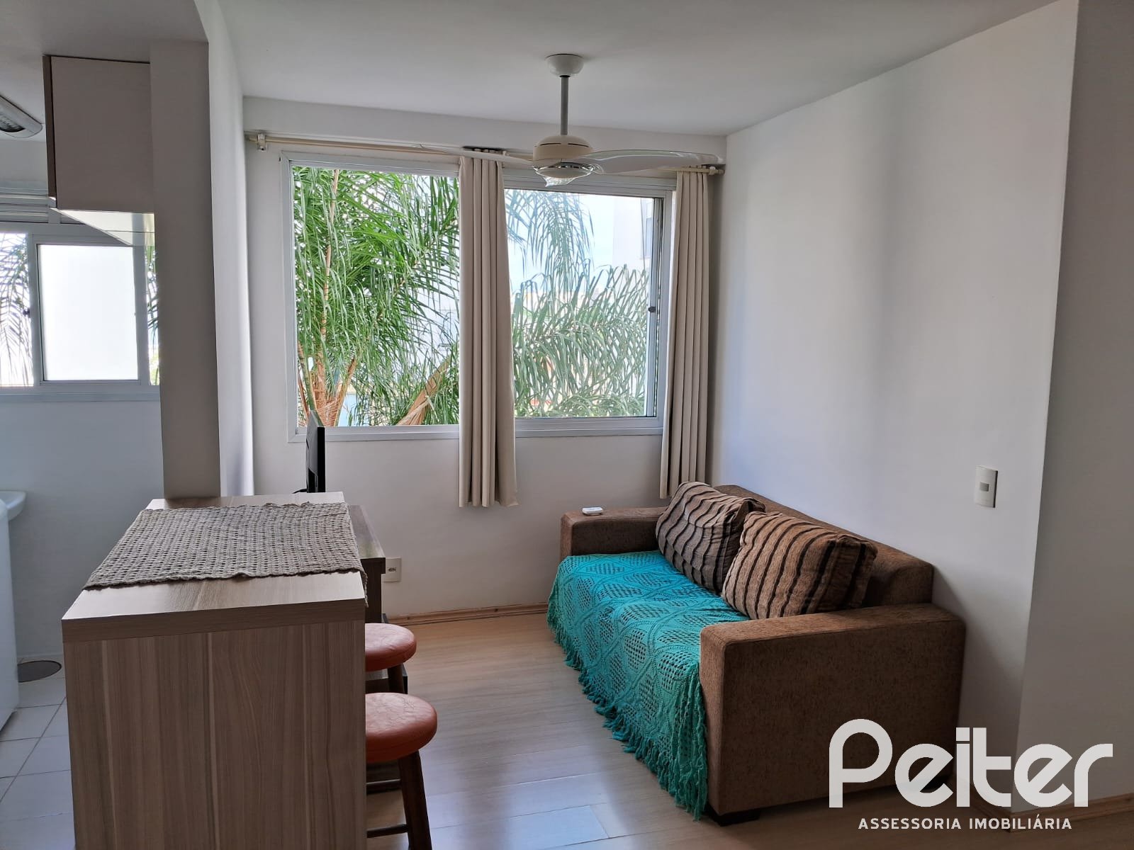 Apartamento à venda em Camaqua, Porto Alegre — foto 1