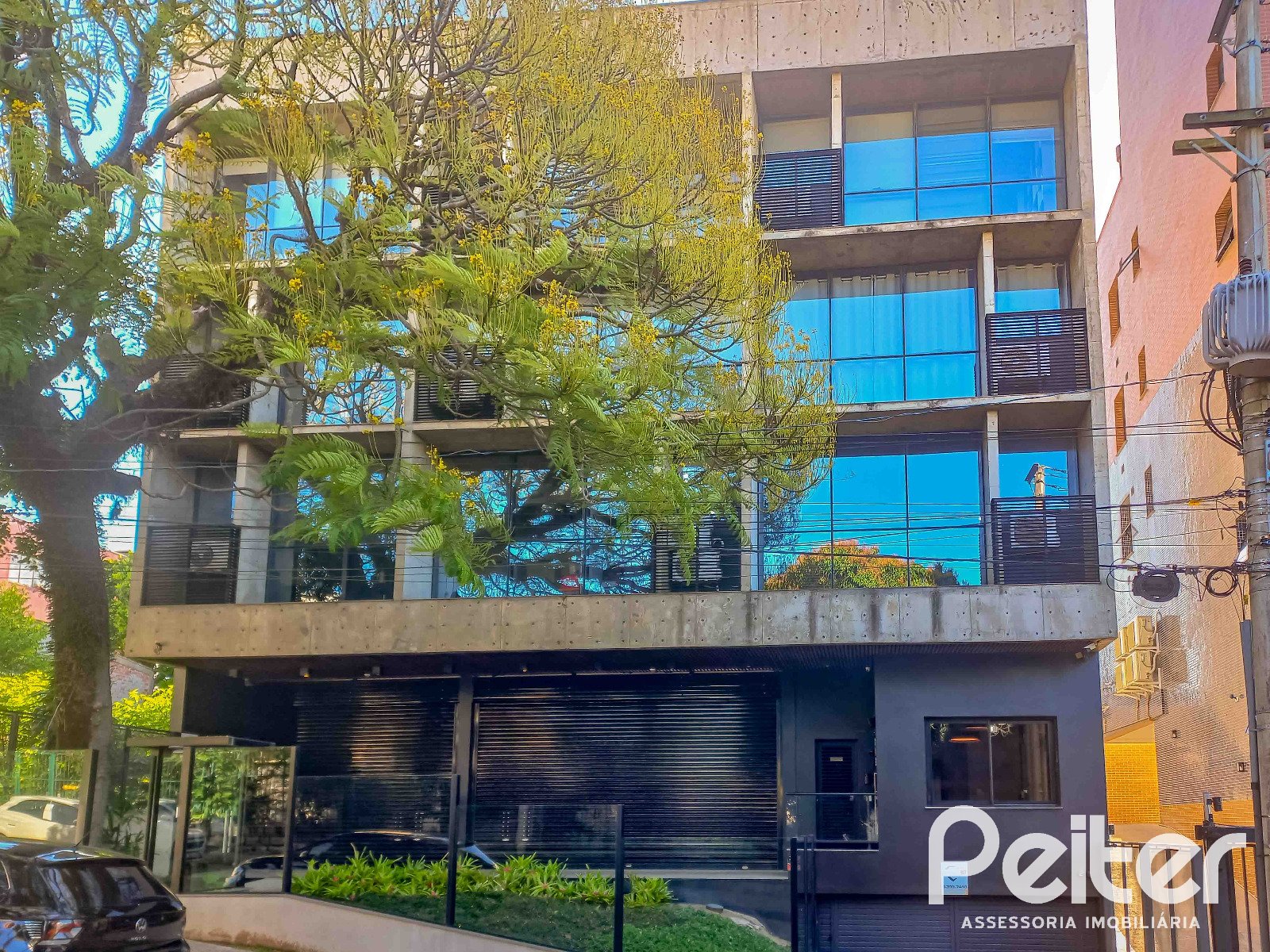 Comercial à venda em Tristeza, Porto Alegre — foto 1