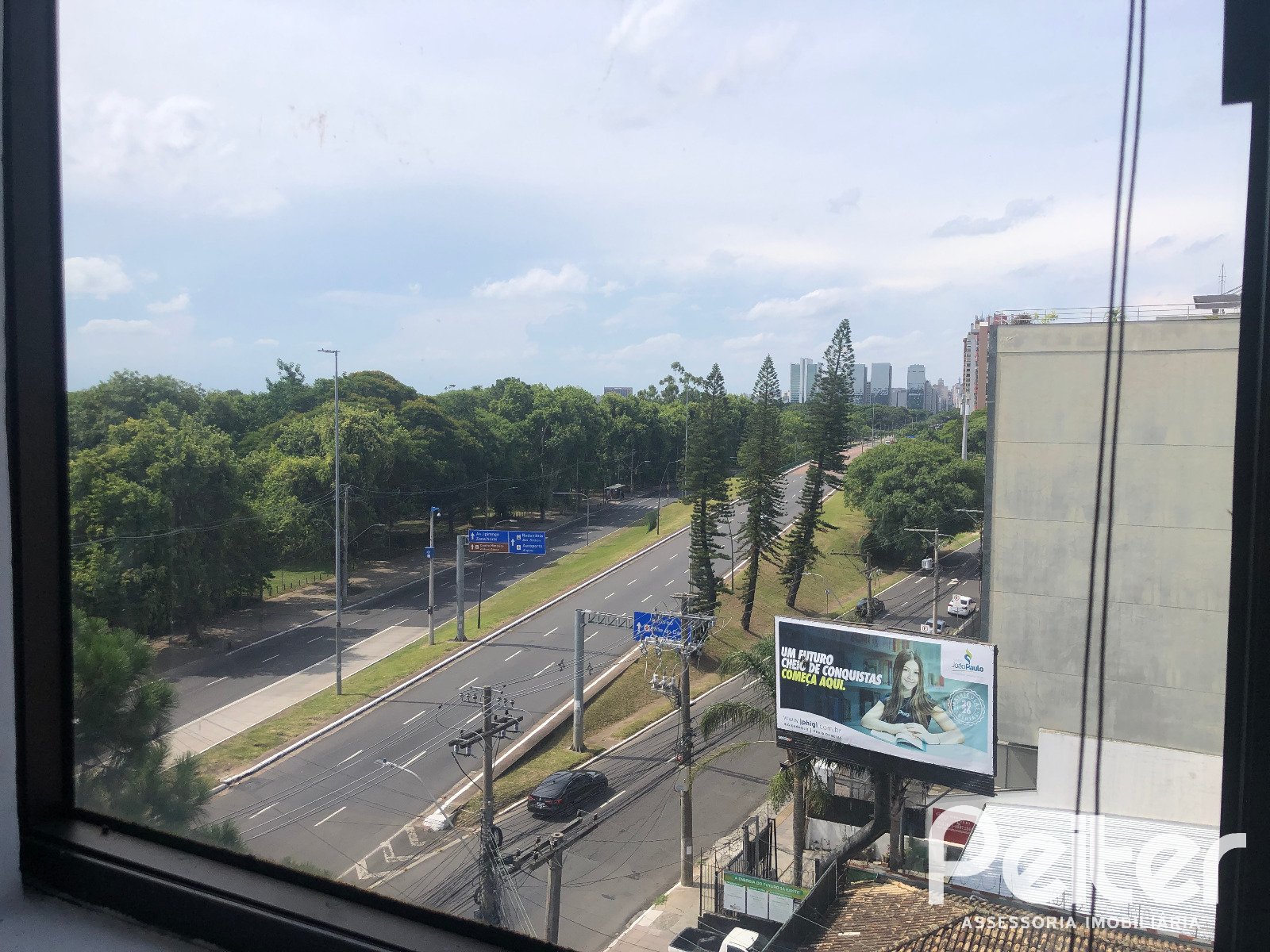Comercial à venda em Menino Deus, Porto Alegre — foto 1