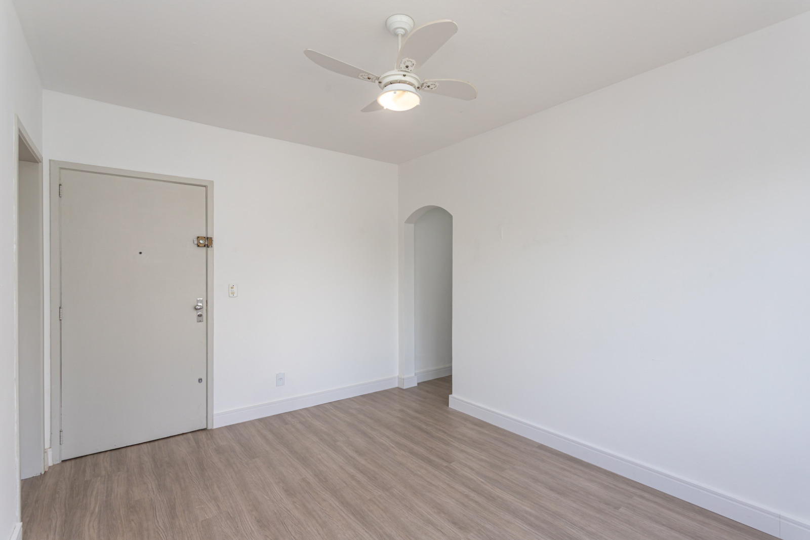 Apartamento à venda em Camaquã, Porto Alegre — foto 4