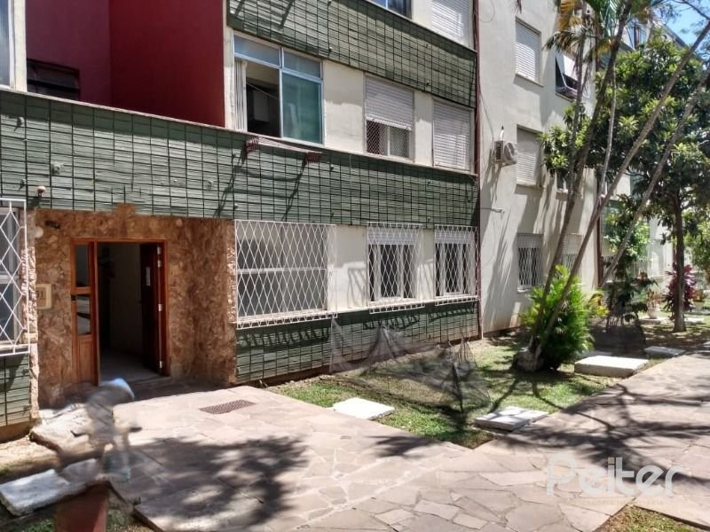 Apartamento à venda em Cavalhada, Porto Alegre — foto 1