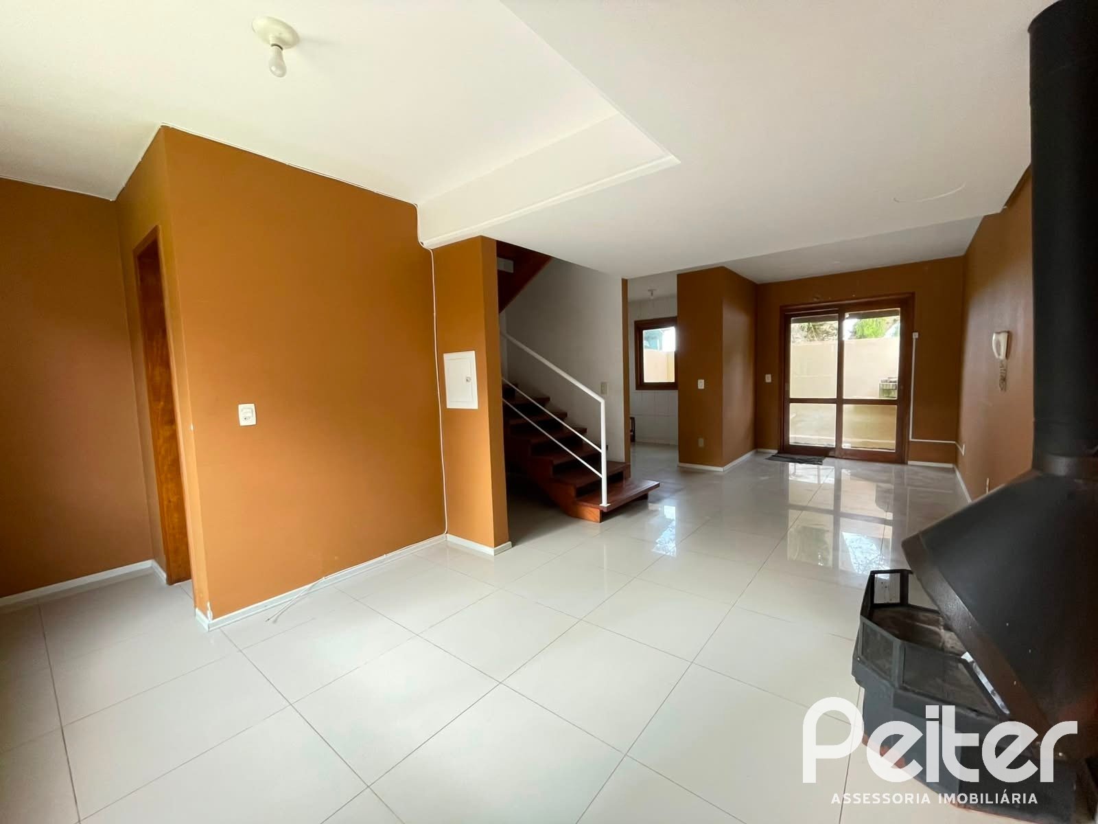 Casa à venda em Guarujá, Porto Alegre — foto 2