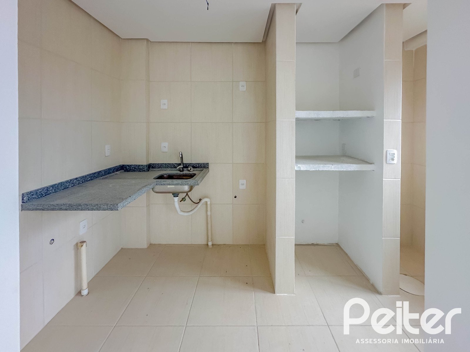 Apartamento à venda em Cavalhada, Porto Alegre — foto 2