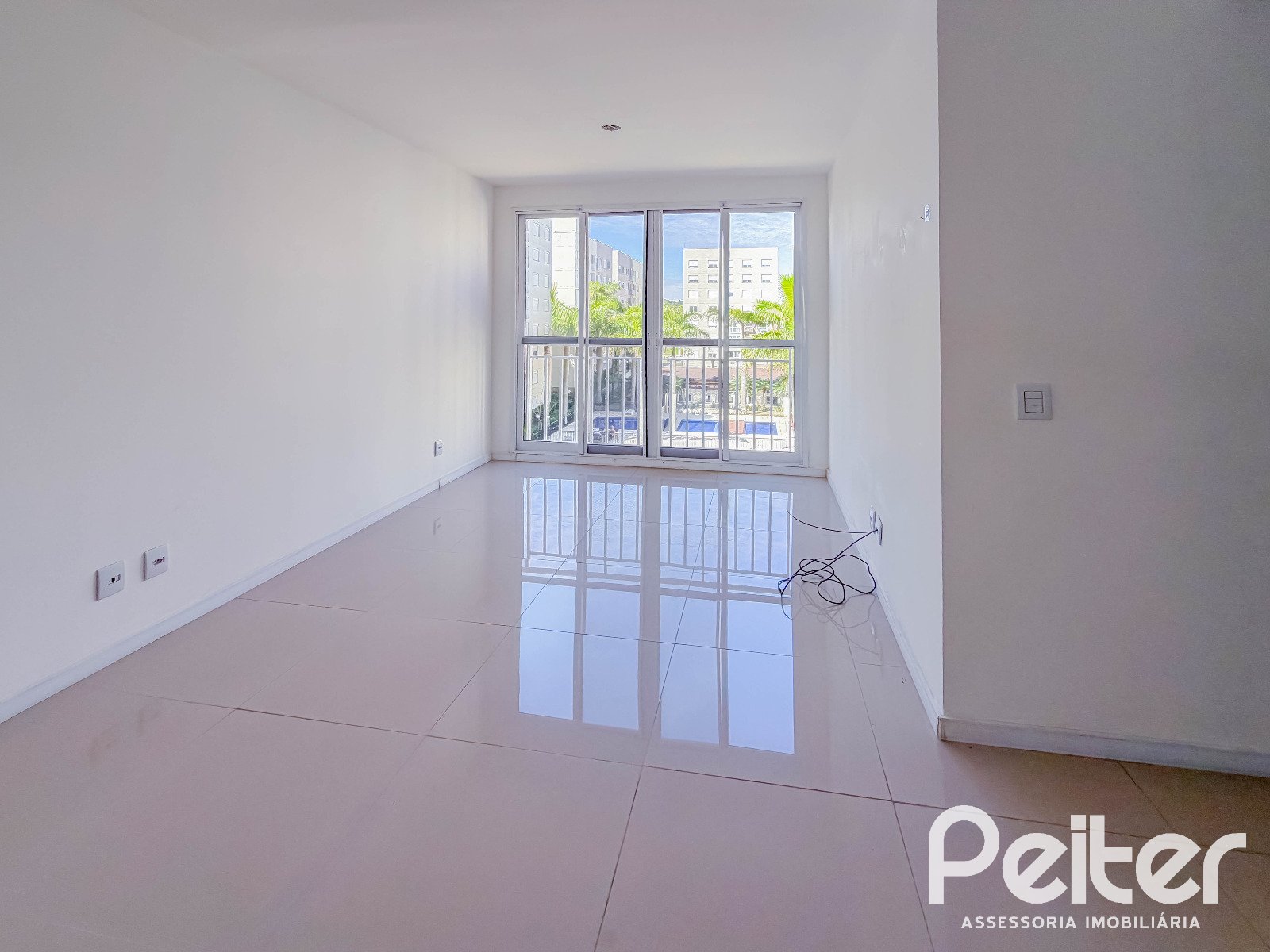 Apartamento à venda em Vila Nova, Porto Alegre — foto 1