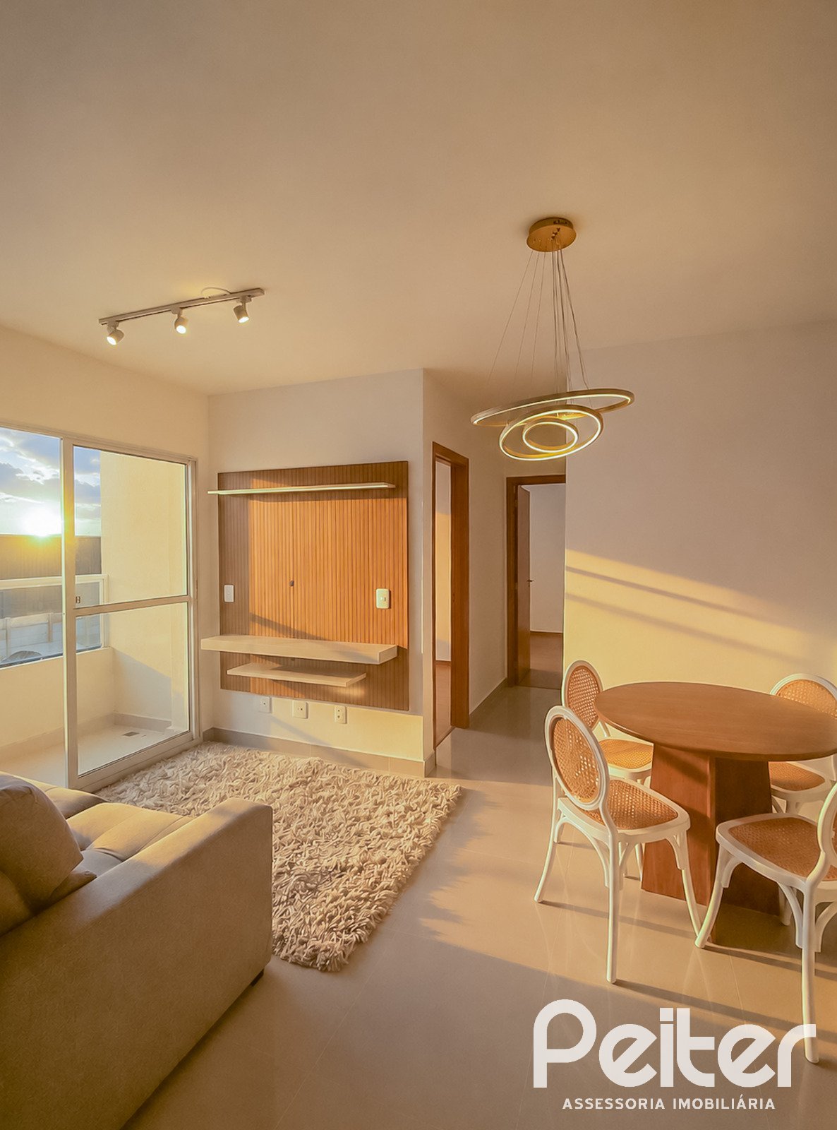 Apartamento à venda em Costa e Silva, Porto Alegre — foto 1